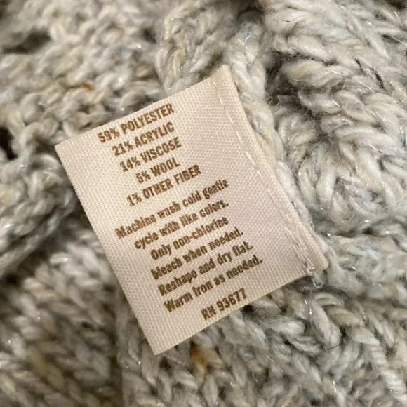 Decree Sweater - Picture 8 of 10